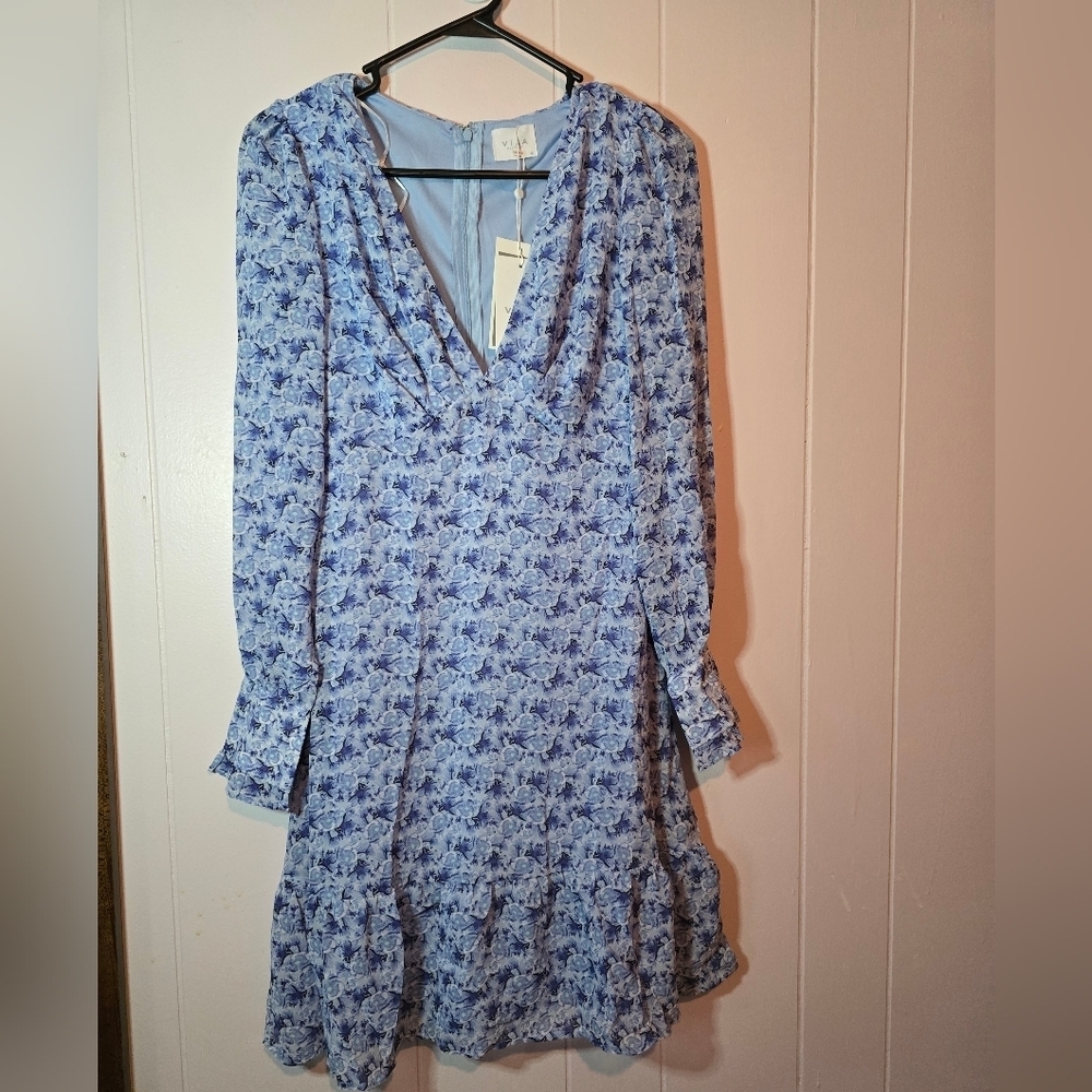 NWT Vila Ashley Chiffon floral dress. Women's 38 (6)